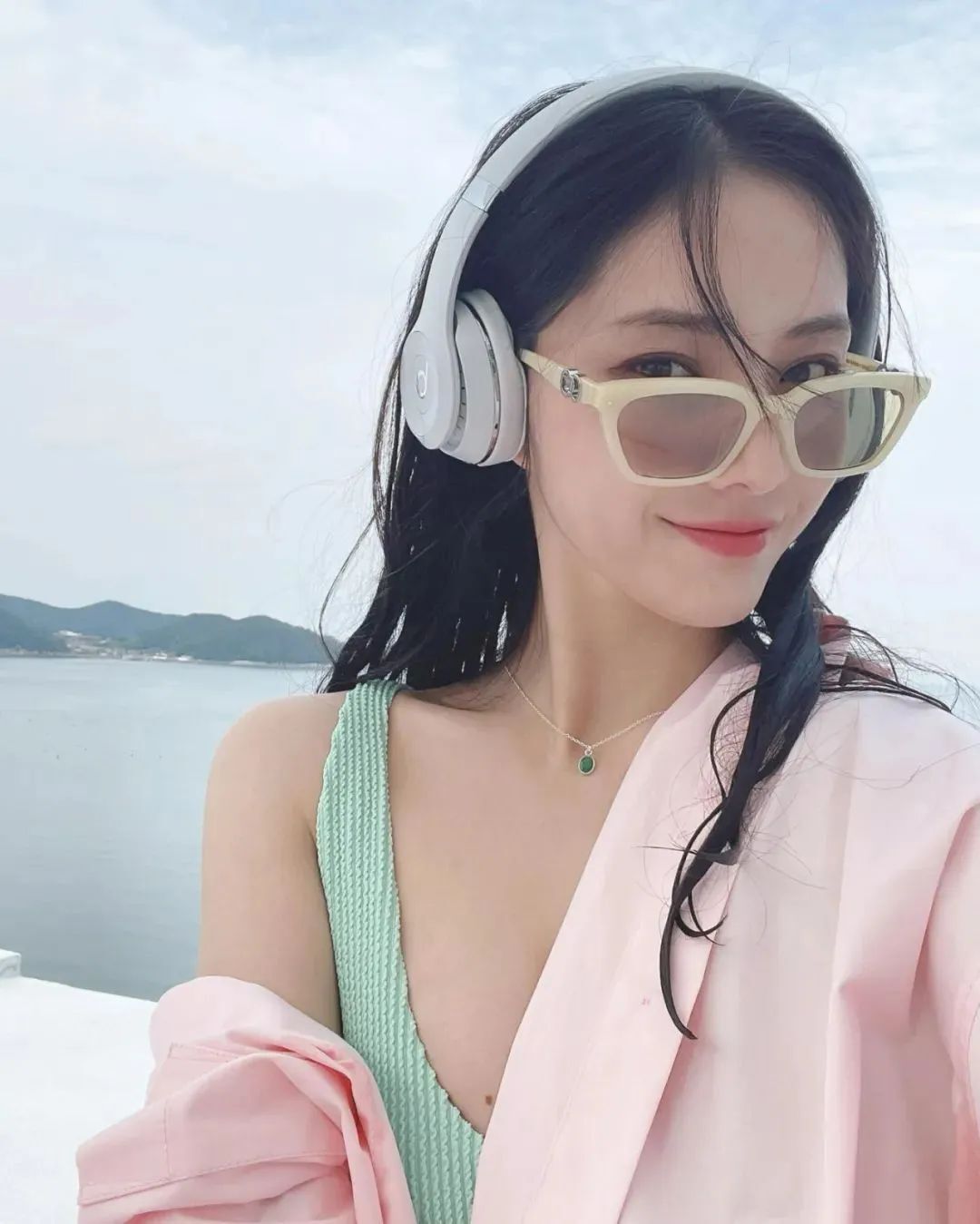 韩国网红2ppi，甜美又性感的美妆博主