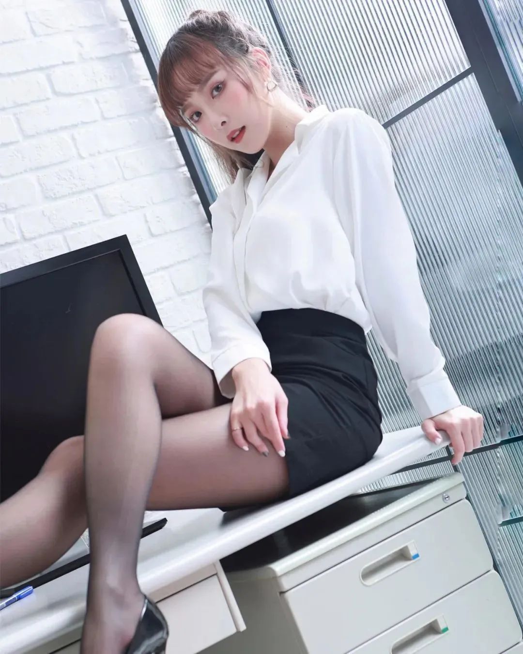 台湾网红叶骞逸，甜美迷人的啦啦队女神