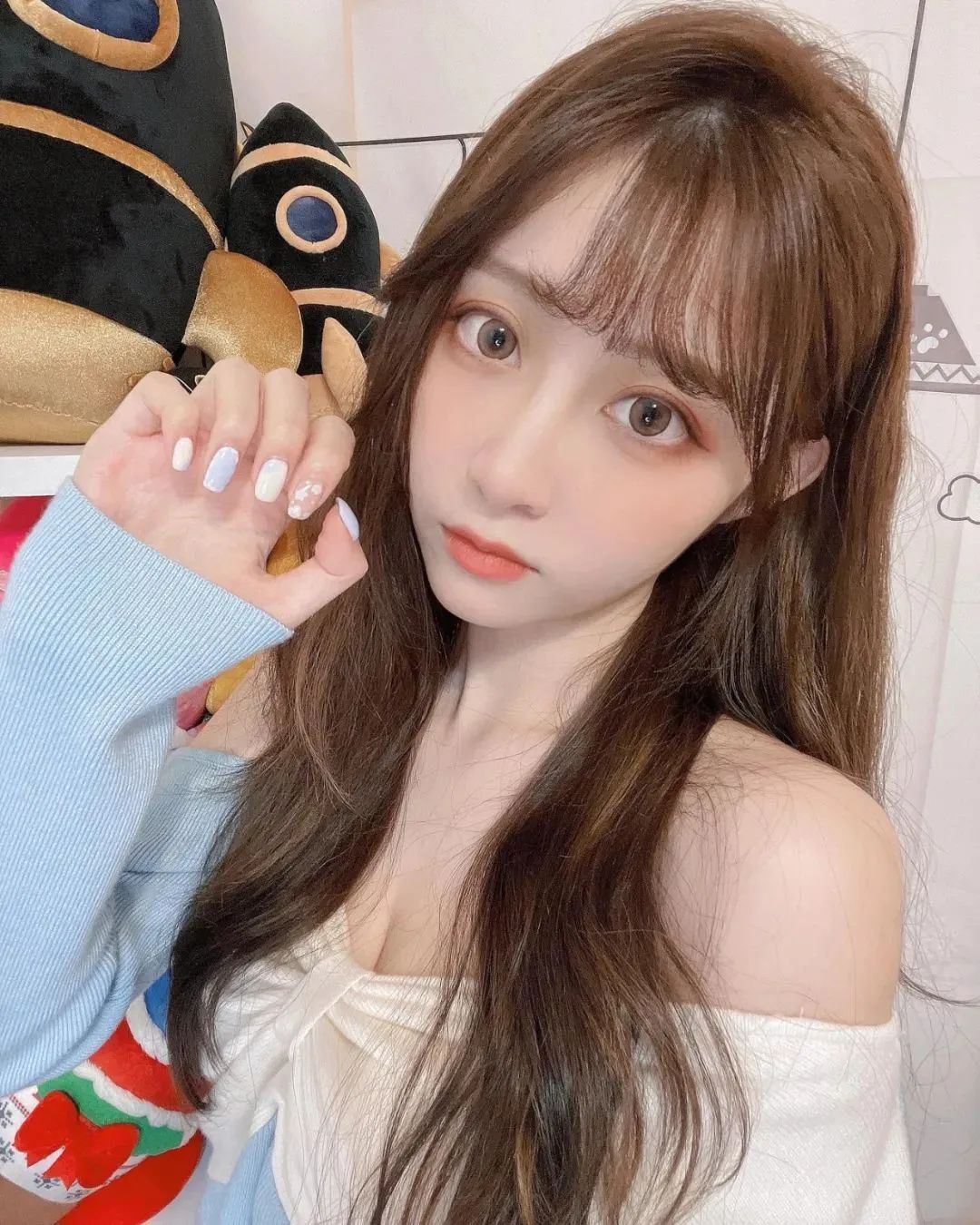 台湾网红enen0528，甜美迷人的阳光美少女