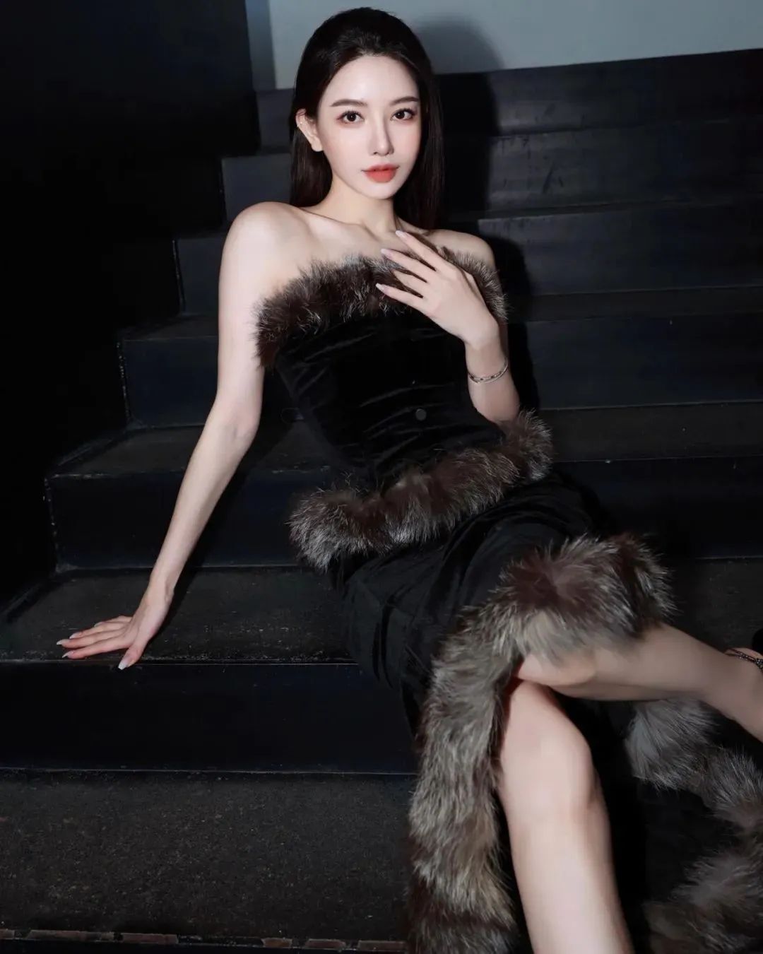 国产网红olivia，甜美迷人的她，是多少人心目中的完美型女友