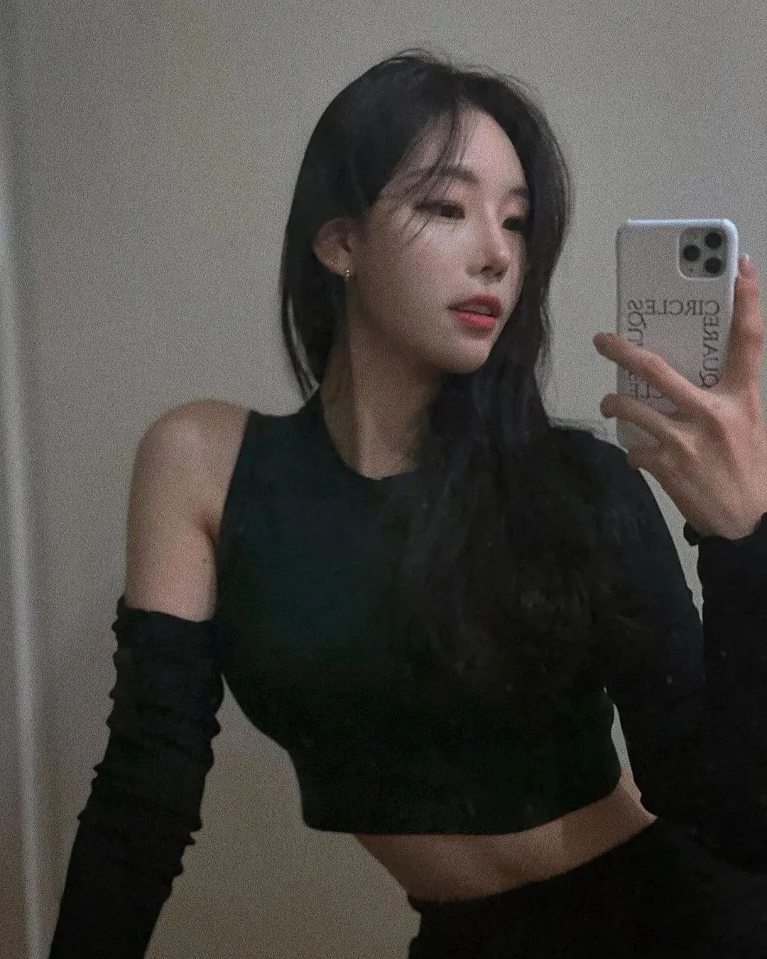 韩国网红maodoyo，拥有精致甜美脸蛋的健身女神