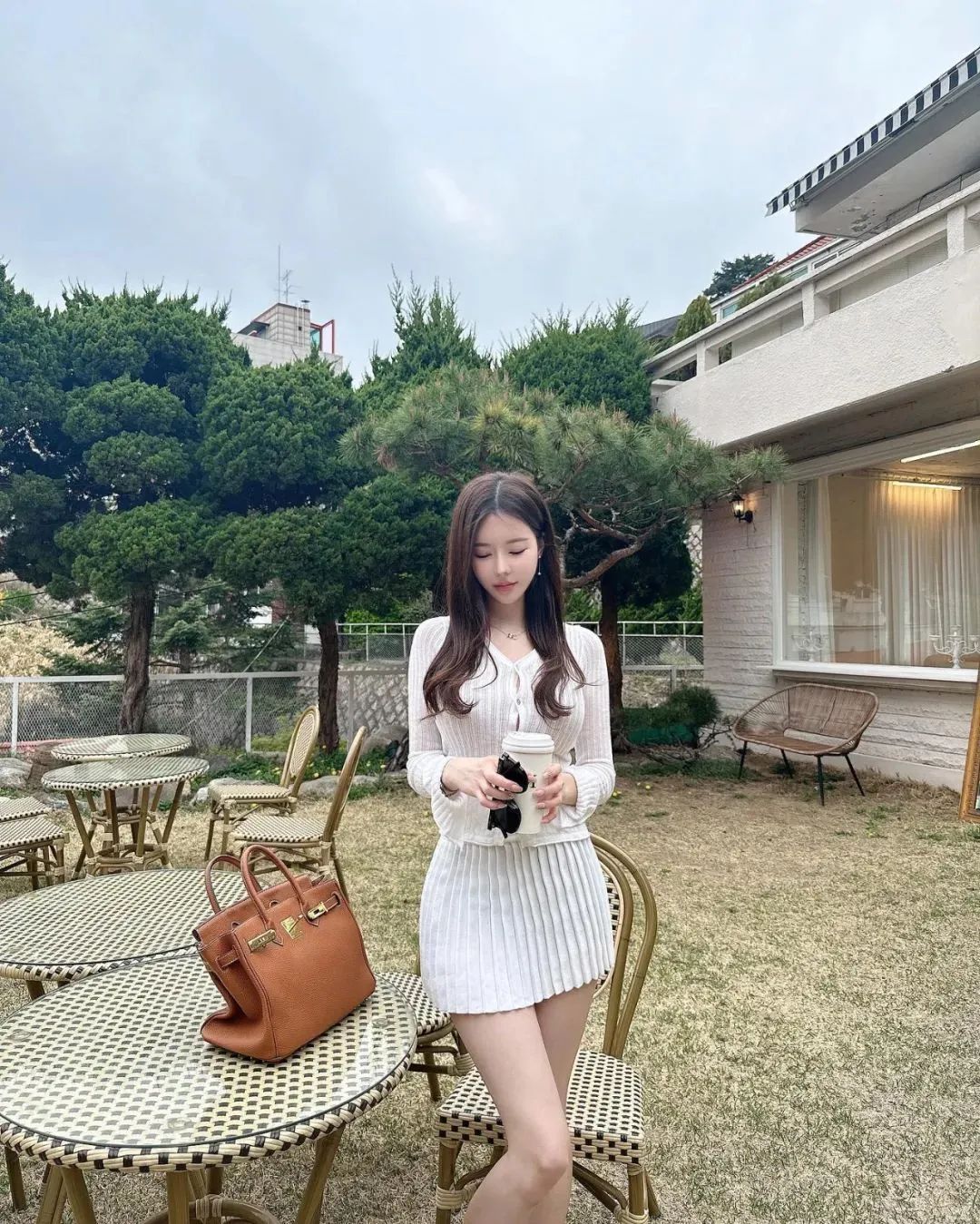 韩国网红ifwonder，甜美可人的服装店老板娘
