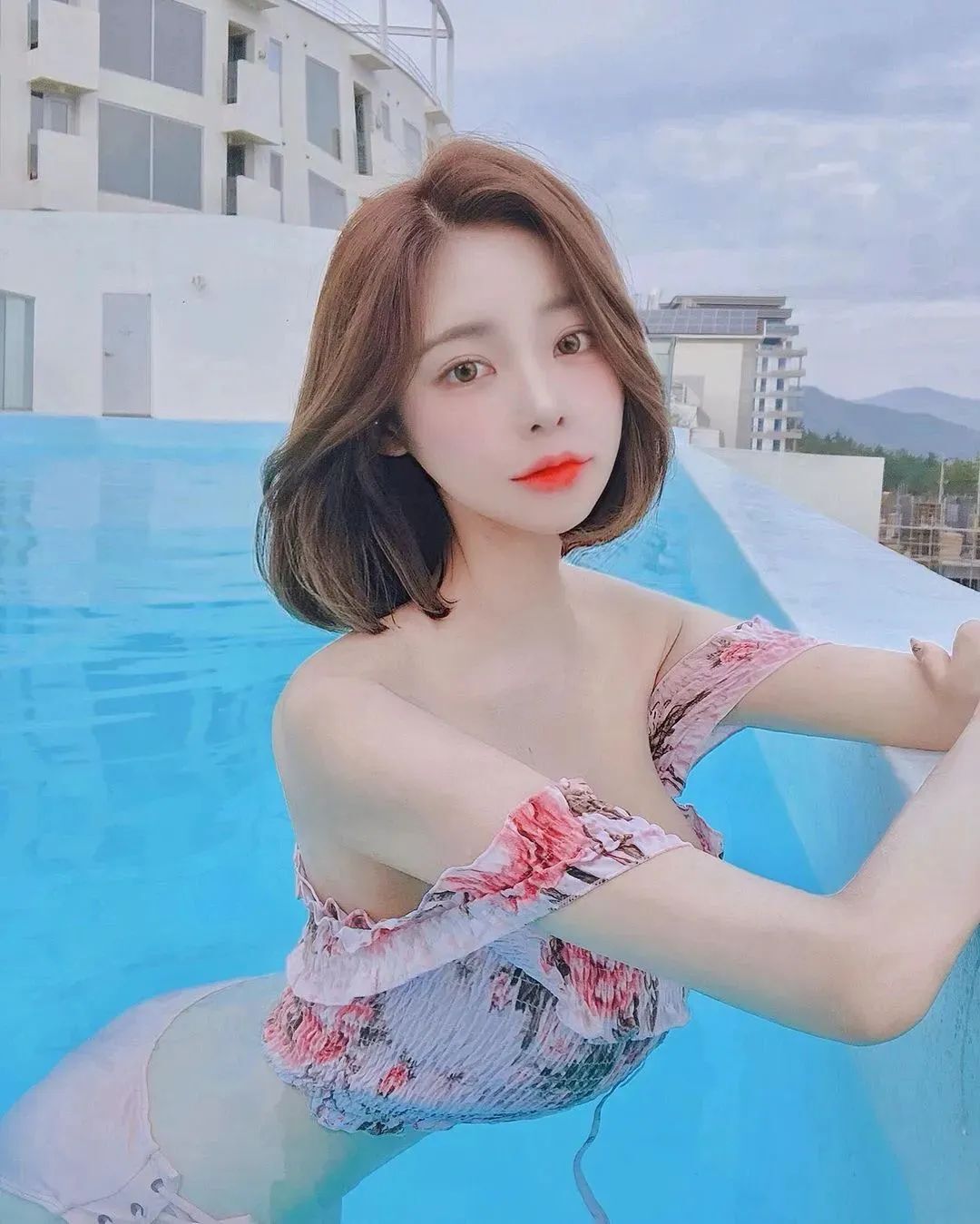 韩国网红vely，充满魅惑力的迷人小妖精