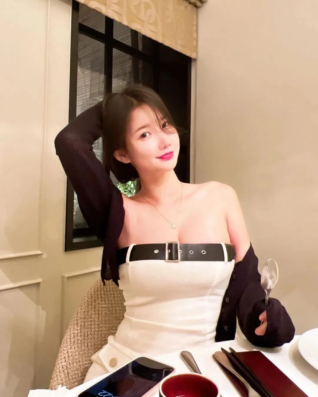 神似韩国女明星林允儿的网红美女Miu,被网友称其为顶级天花板的韩国DJ女神