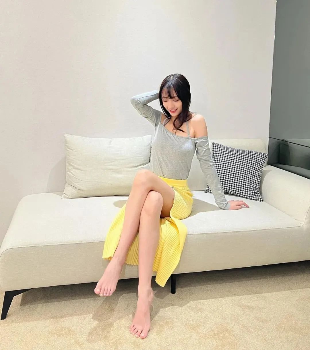 台湾网红 | 嘎琳，荣膺选美亚军的“宝马”车模