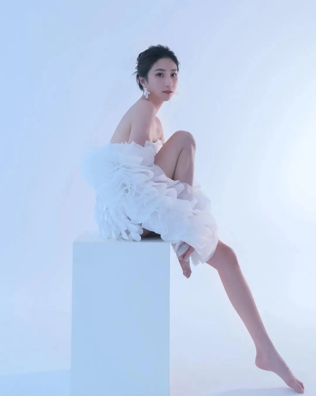 台湾网红 | 林宛璇，甜美又性感的“电豹女神”