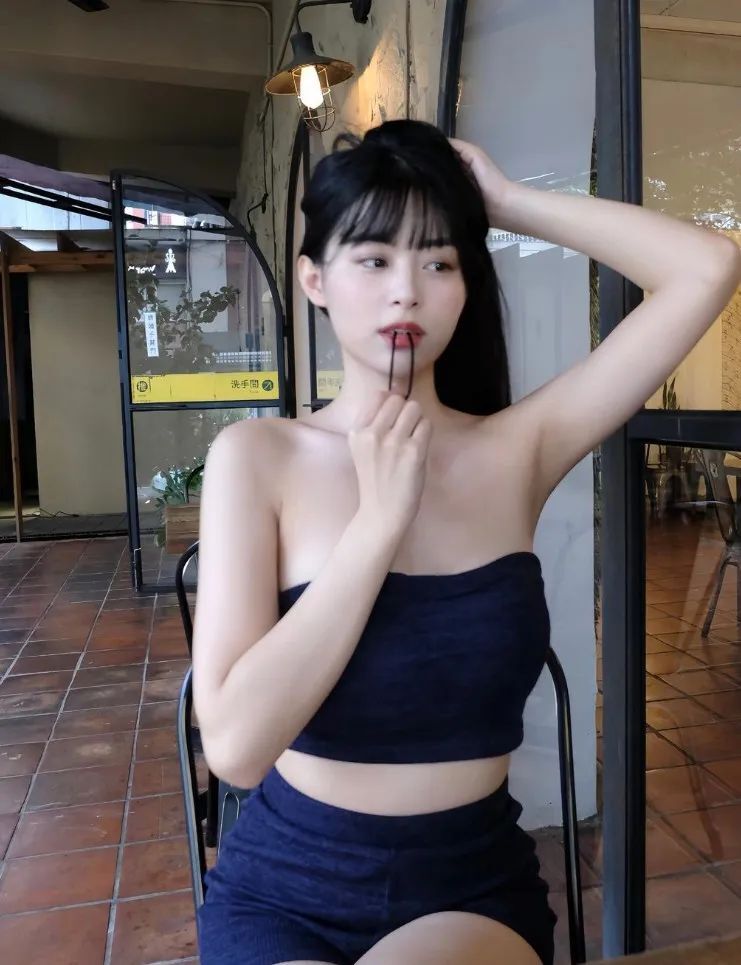 台湾网红 | 余家仪，甜美又可爱的小清新女神