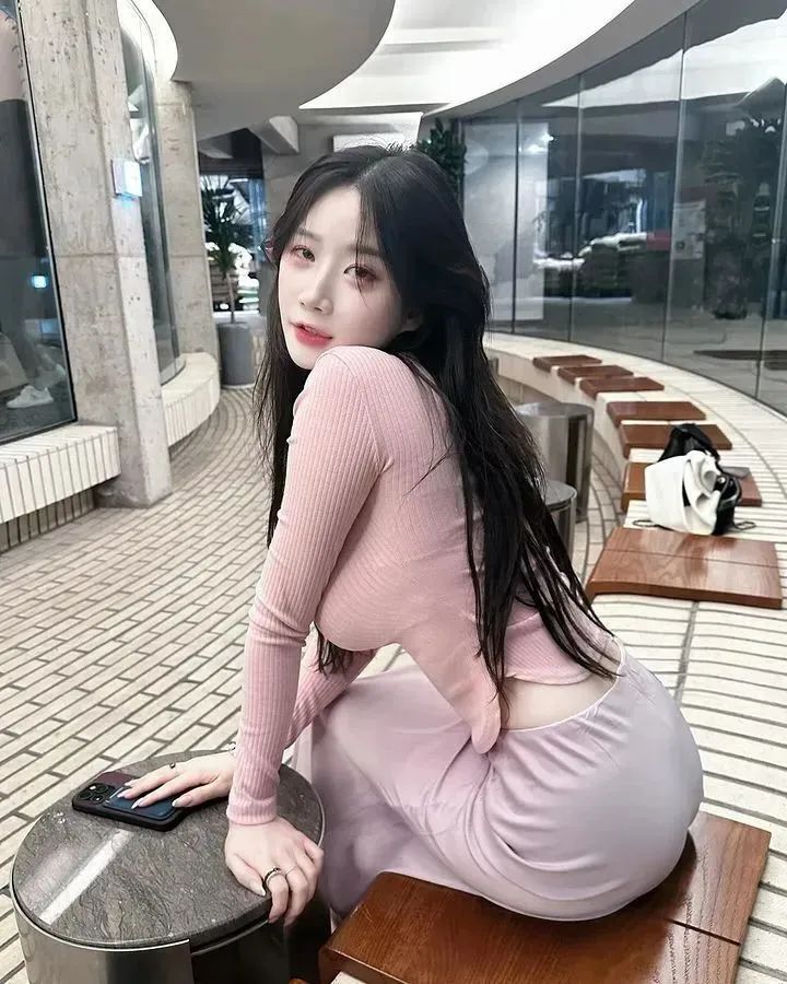 韩国网红 | Asuna，甜美又性感的顶级美女模特