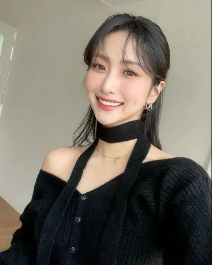 韩国网红 | mochi，甜美又性感的颜值系女神