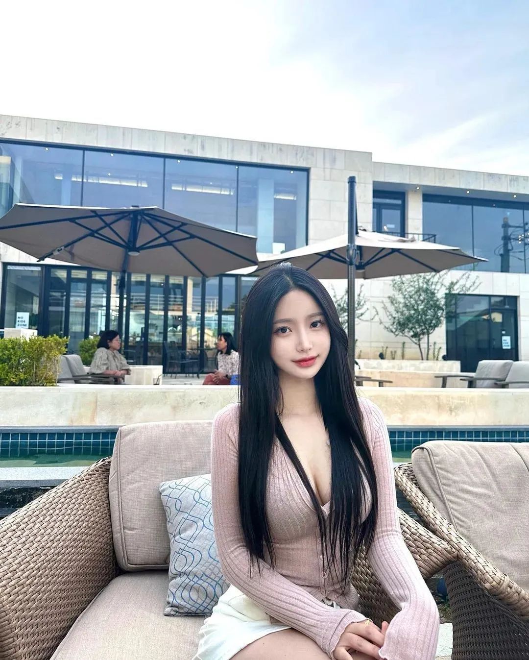 韩国网红 | yoo，甜美又性感的气质女神