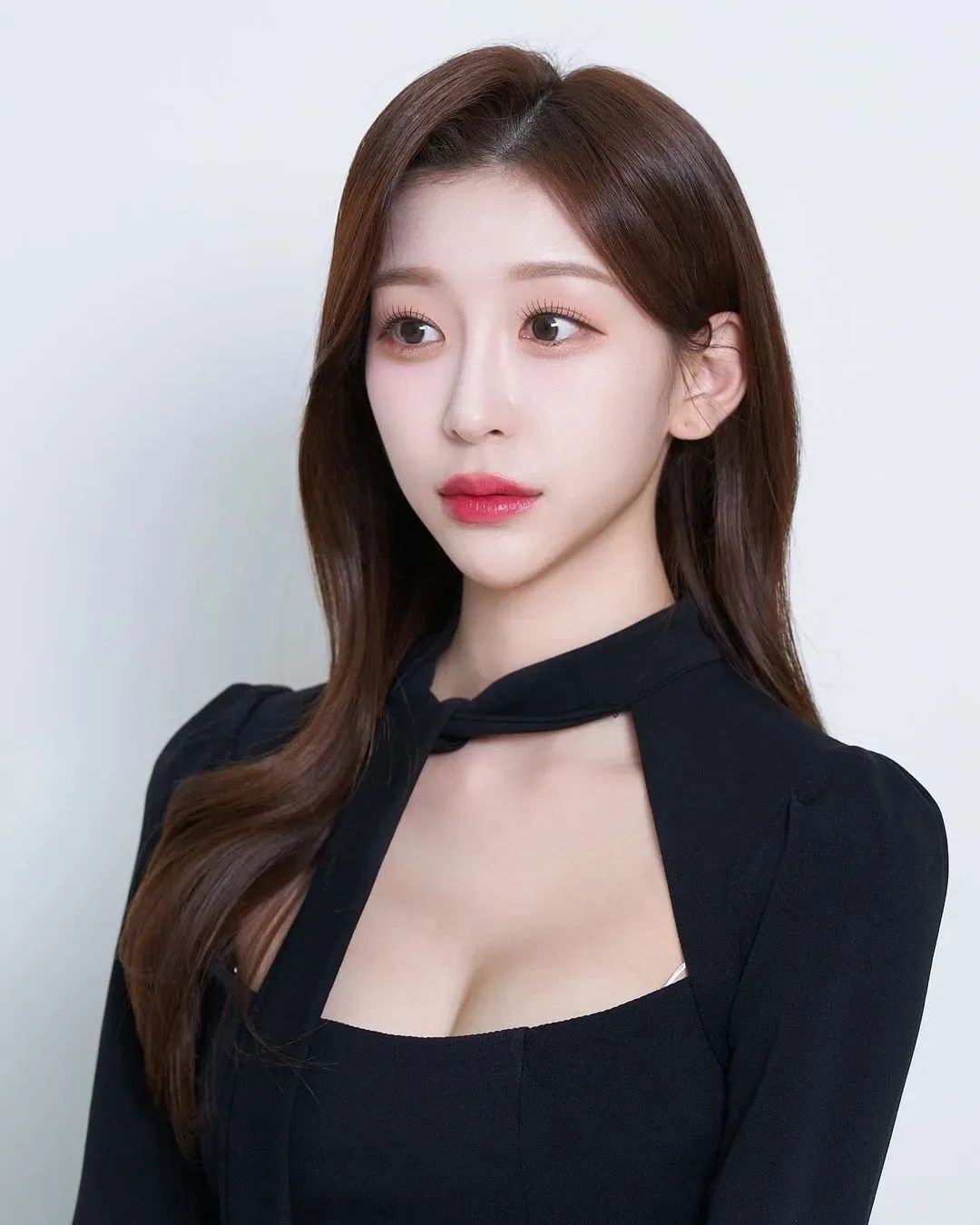 韩国网红 | mingi，甜美又迷人的顶级美女主持人