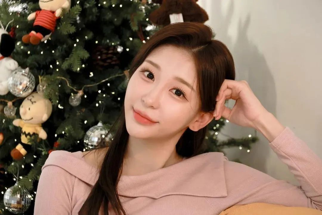 韩国网红 | mingi，甜美又迷人的顶级美女主持人