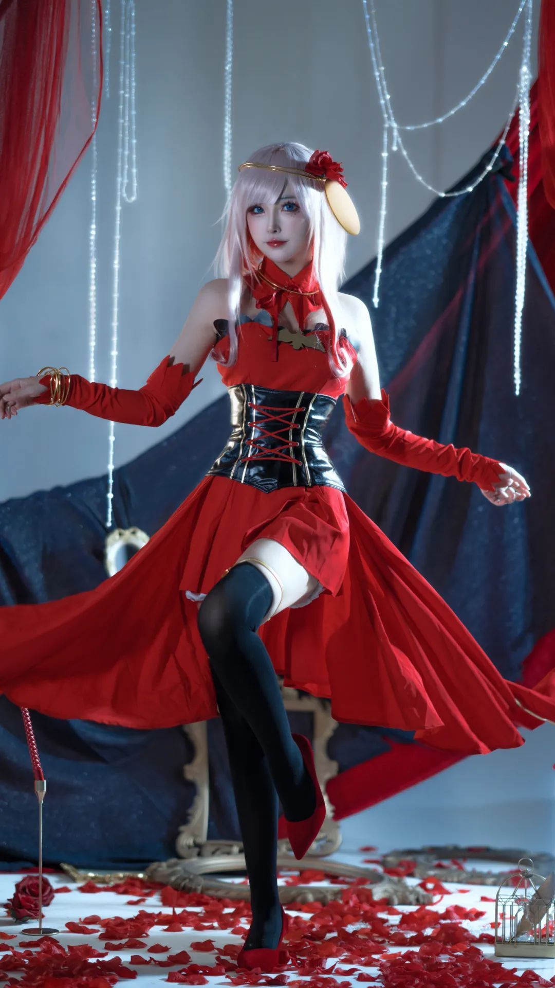 cosplay：【宿命回响】珂赛特