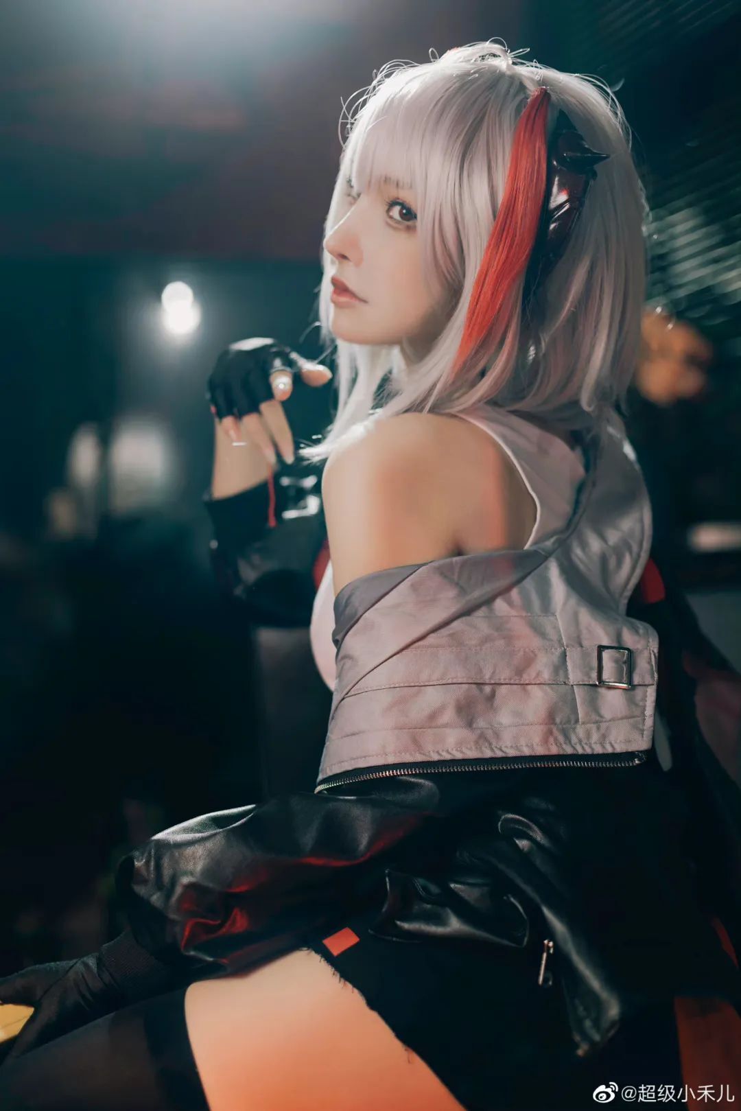 cosplay：【明日方舟】W
