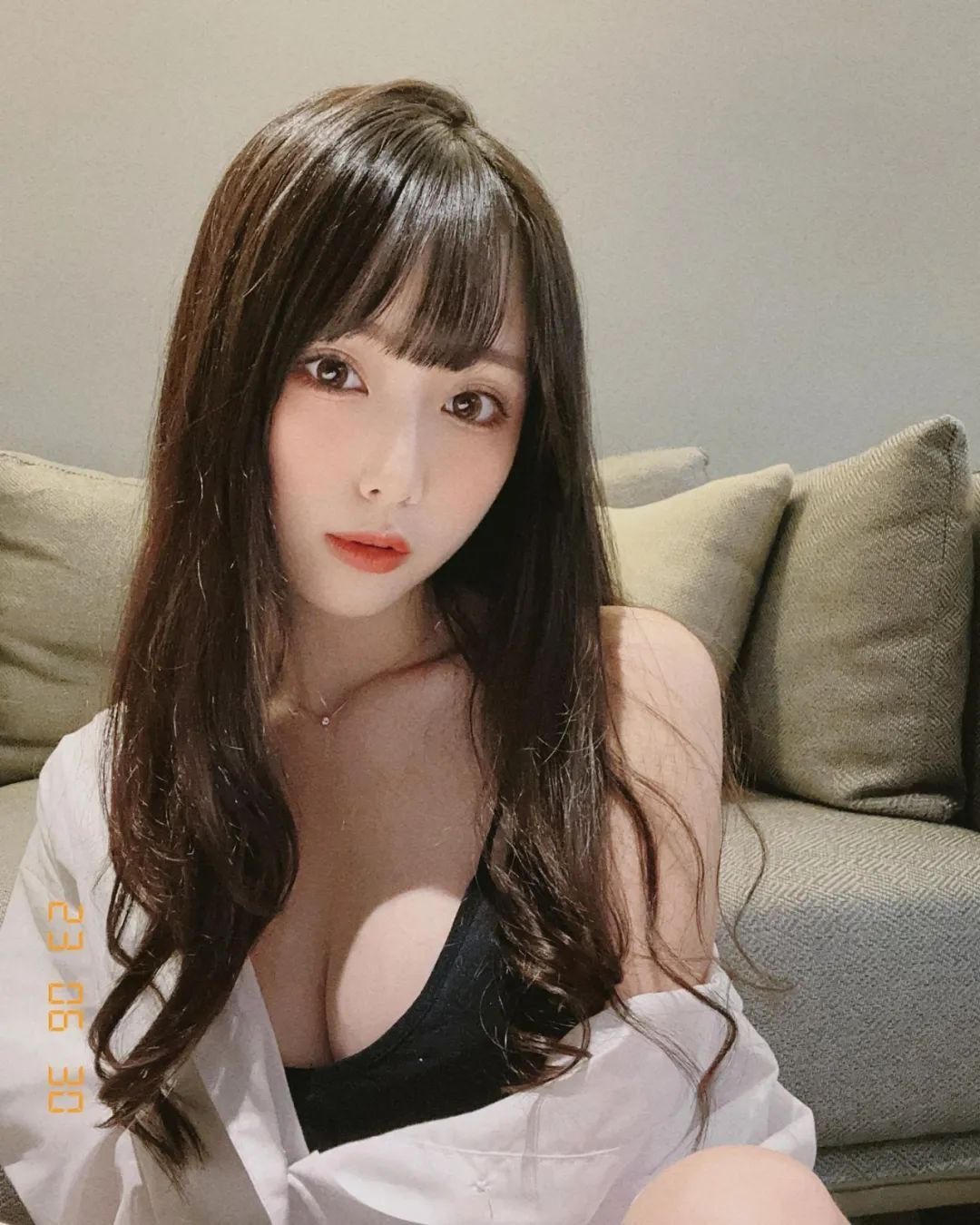 顶级校花，极品台妹，身材和颜值都很顶！