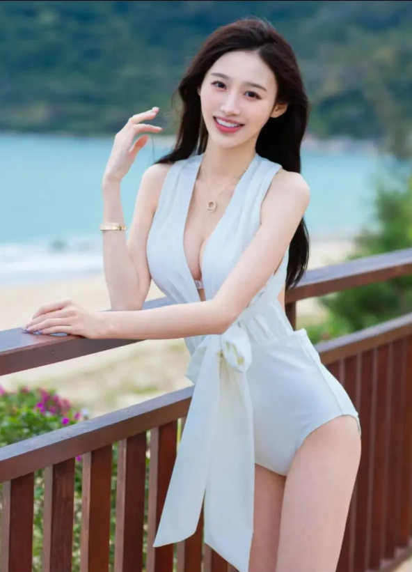 选美冠军“奶油妹”，这颜值身材迷倒一众...