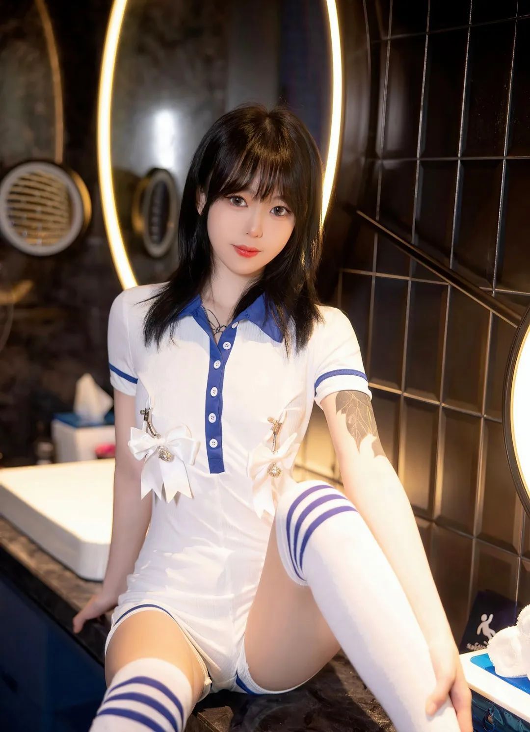 美女诱惑图片|美女趴床上照片,床上性感写真,女生全身照片可爱