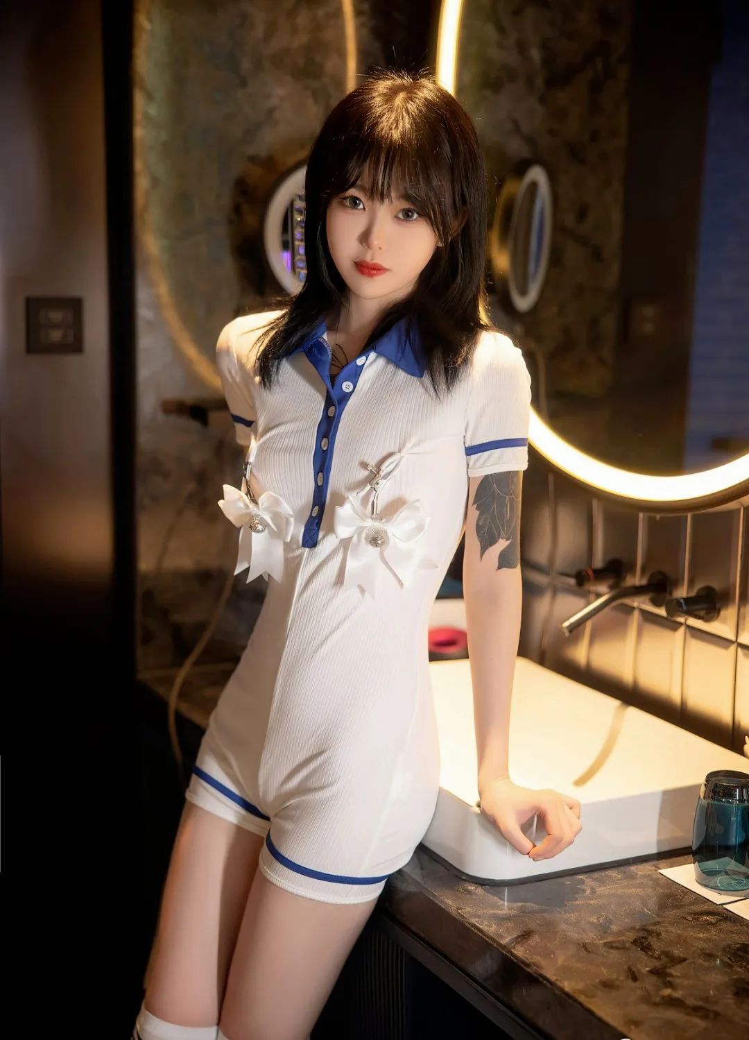 美女诱惑图片|美女趴床上照片,床上性感写真,女生全身照片可爱