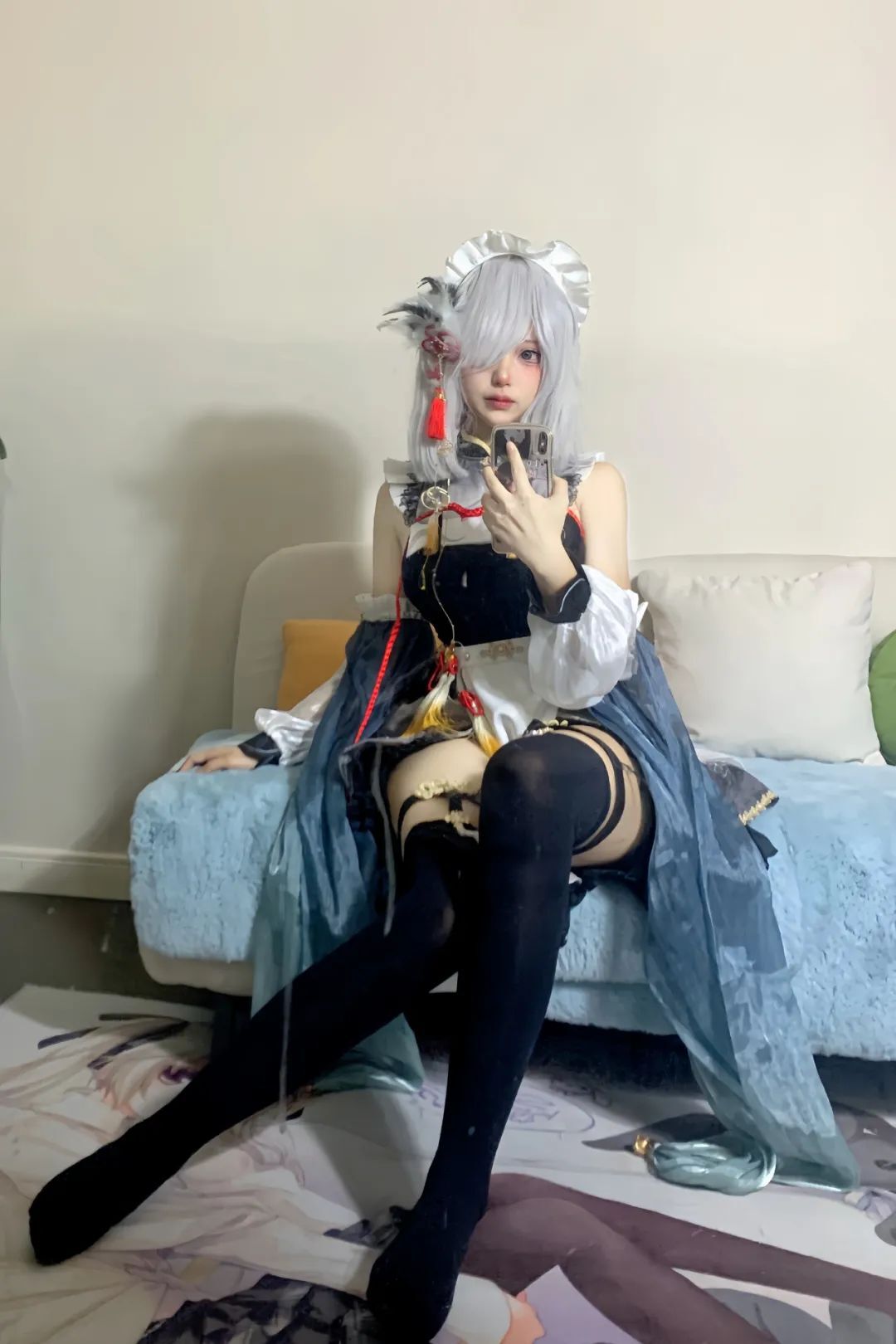 原神cos：黑丝+旗袍，甘雨太漂亮了！裸足女仆雷神，白丝清凉装刻晴真吸睛！