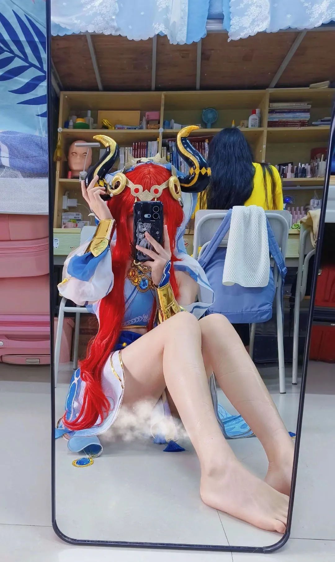 原神cos：白丝+双马尾，女仆装莫娜太可爱了！JK绫华，水手服芭芭拉让人狂喜！