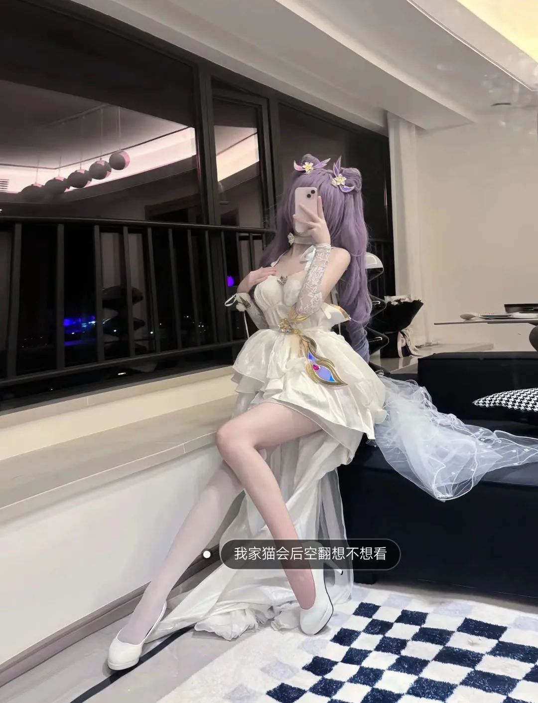 原神cos：黑丝+皮裤，兔女郎甘雨太美了！赛车服申鹤，草神泳装，旗袍莫娜，看到就不能错过！