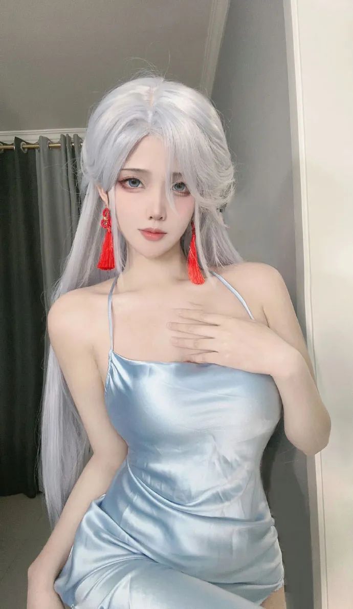 原神cos：黑丝+制服，OL刻晴果然御！抹胸吊带申鹤太顶了！女仆甘雨+雷神我爱了！