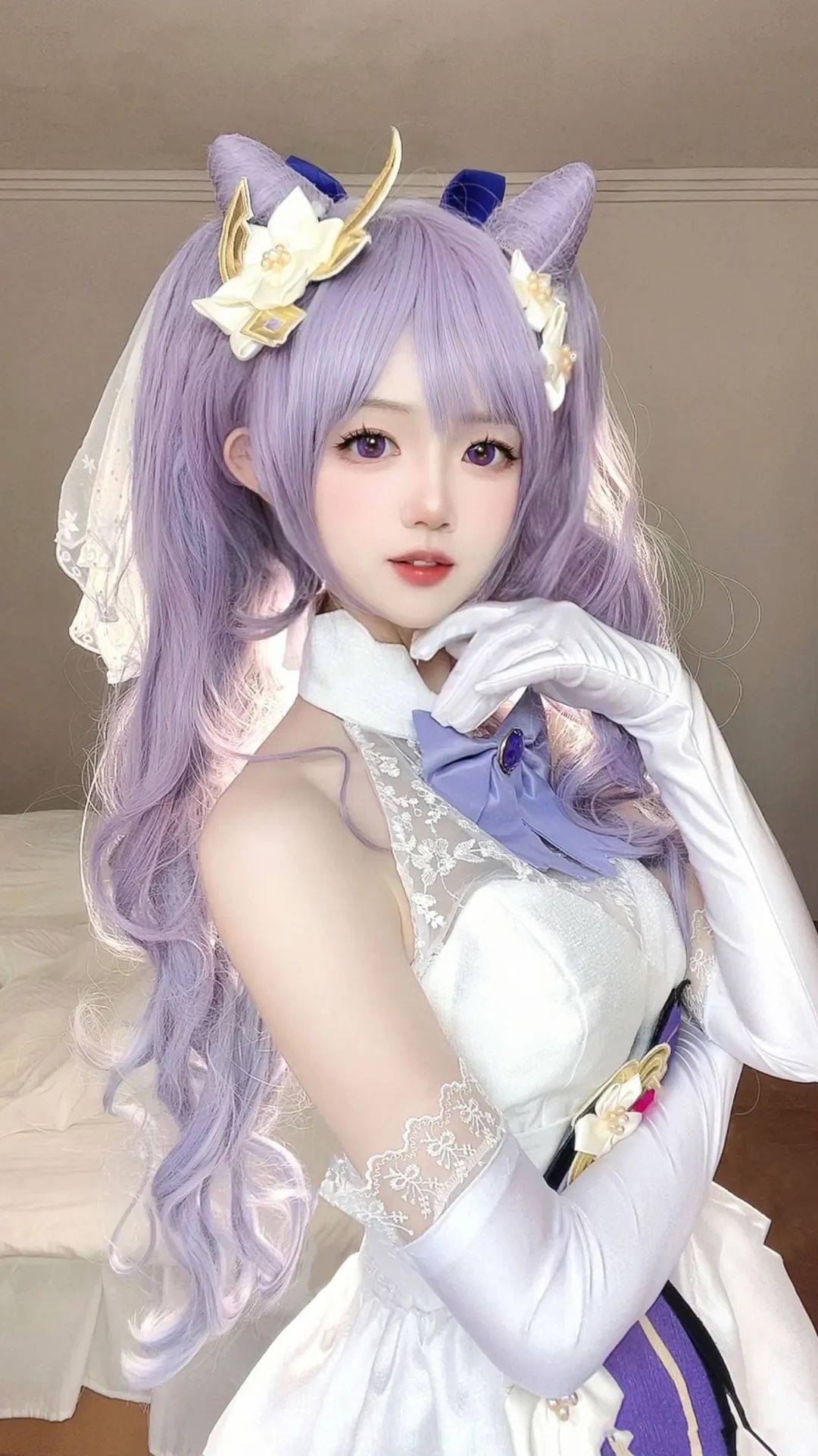 原神cos：汉服甘雨真是美爆了！绫华大小姐连衣裙真是绝美！黑丝菲谢尔，白月光归终我爱了！
