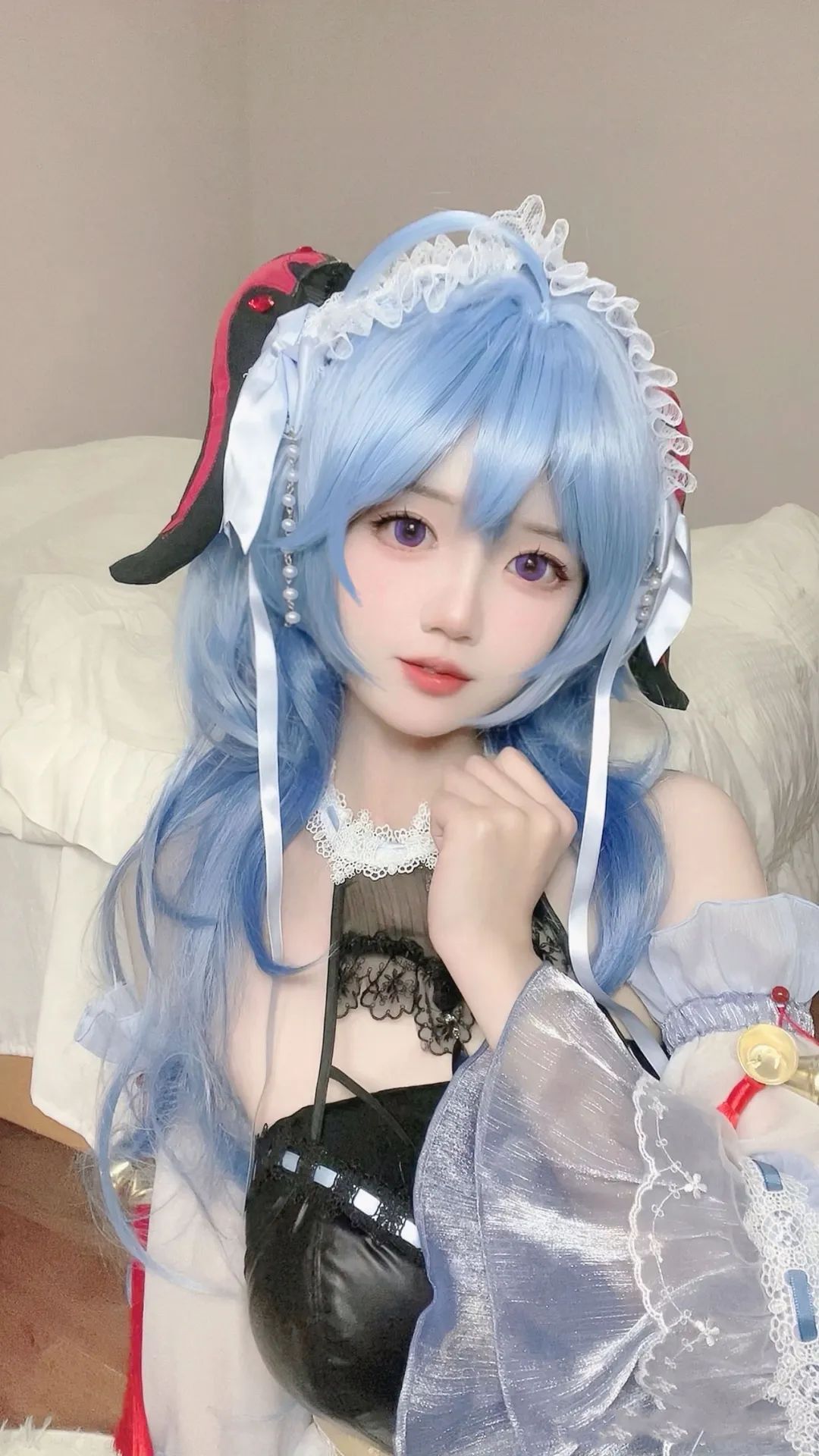 原神cos：汉服甘雨真是美爆了！绫华大小姐连衣裙真是绝美！黑丝菲谢尔，白月光归终我爱了！