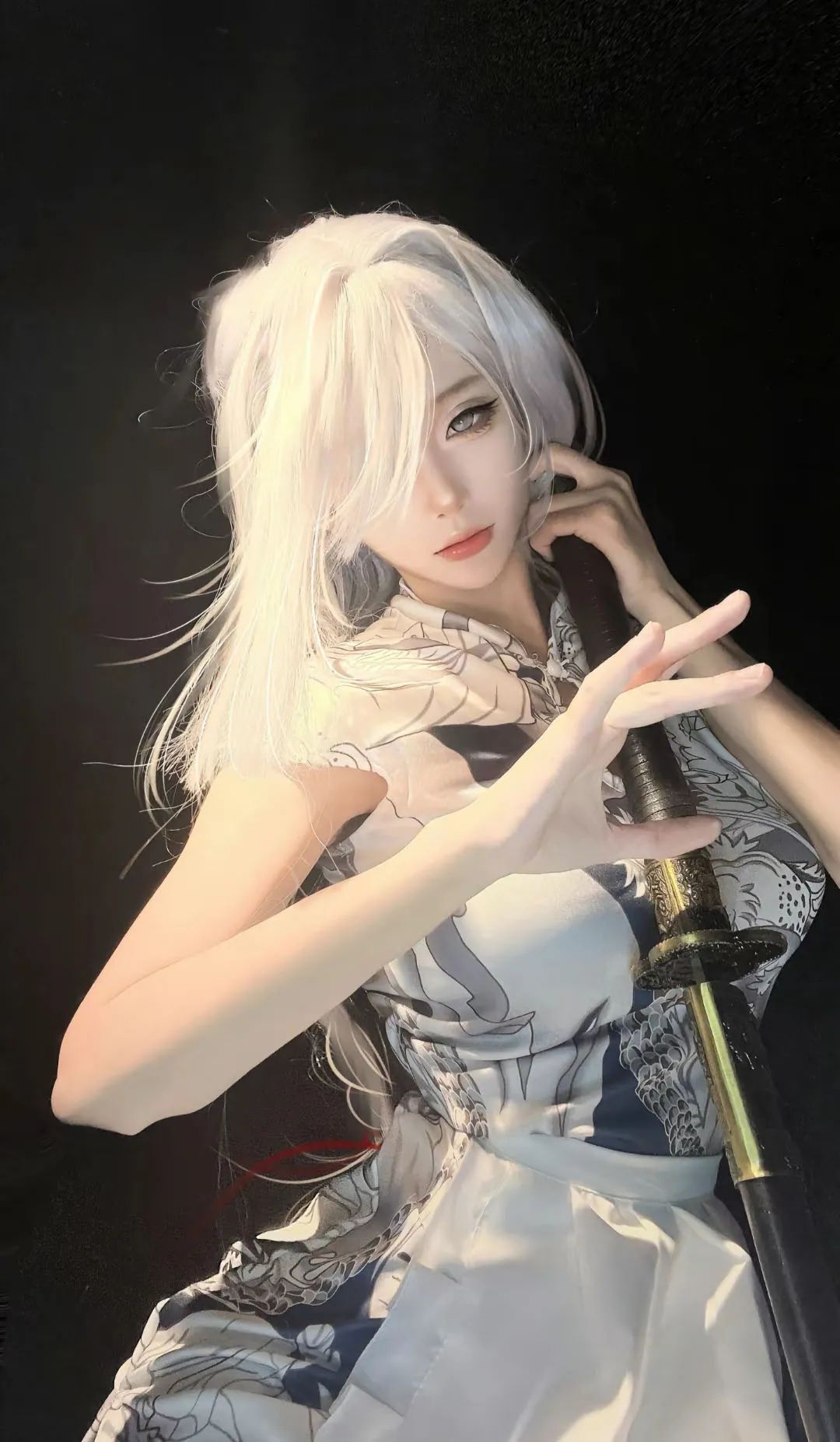原神cos：西域舞娘雷神太美了！女仆甘雨，绮良良新服装，申鹤小厨娘让人狂喜！