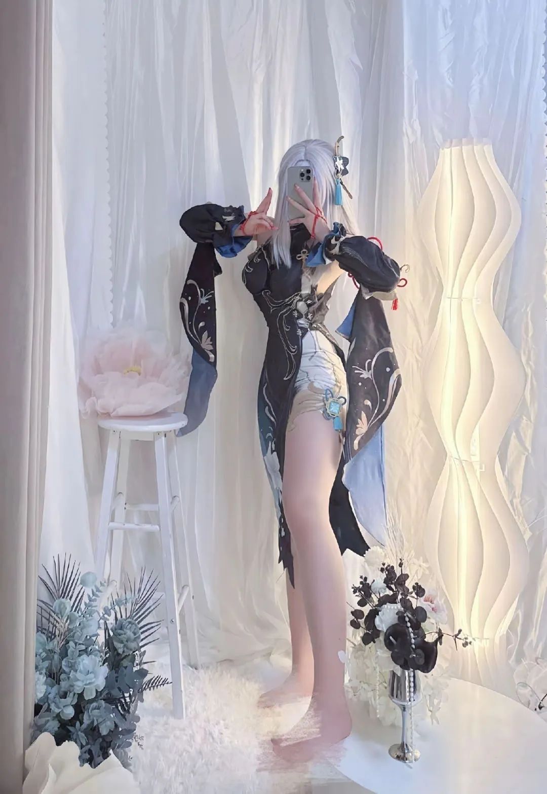 原神cos：黑丝+皮裤，兔女郎甘雨太顶了！白丝制服刻晴！女仆绫华雷神让人狂喜！黑丝旗袍申鹤！