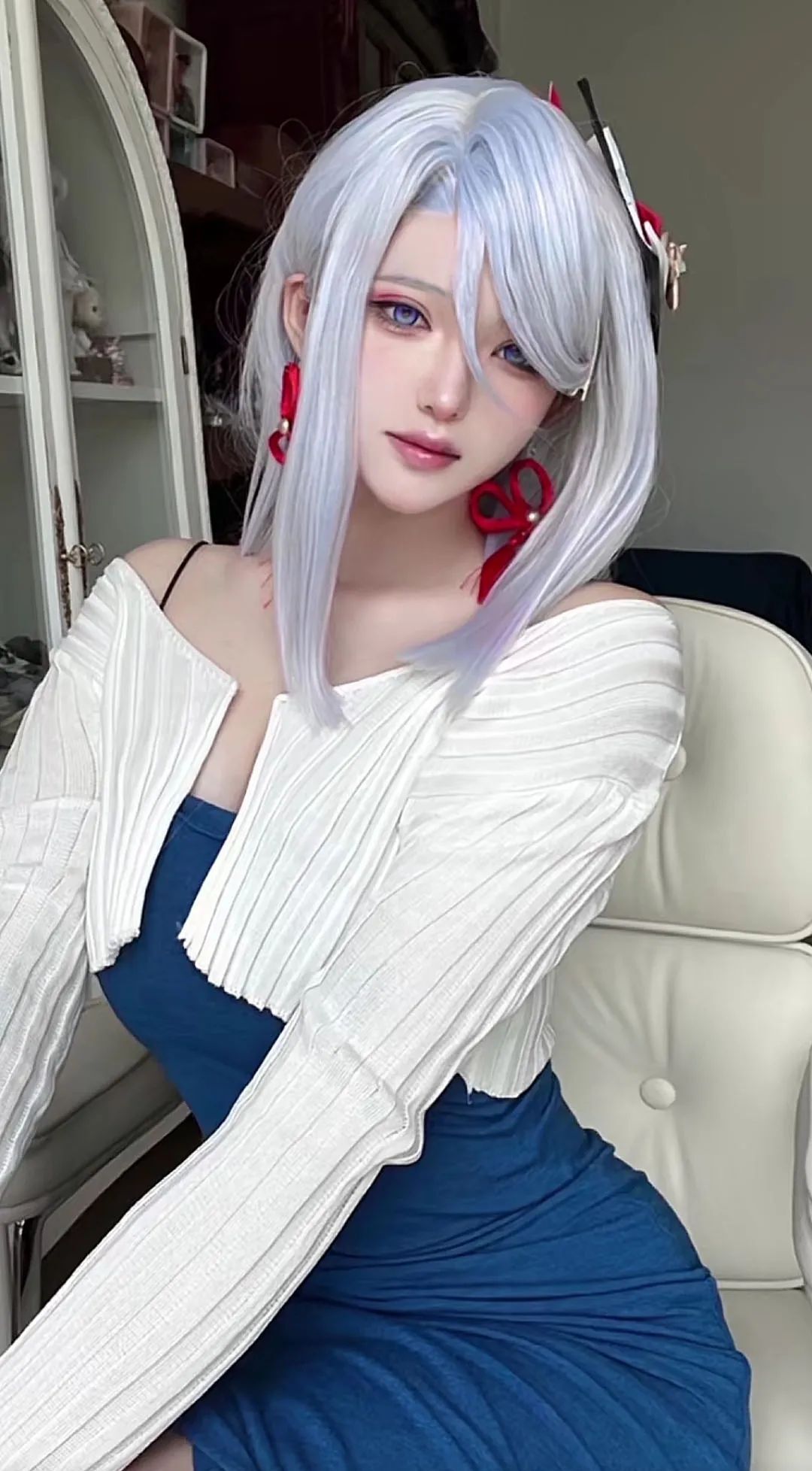原神cos：黑丝+皮裤，制服神子太顶级了！包臀裙申鹤，婚纱绫华，旗袍甘雨，刻师傅嘟嘴太可爱了！