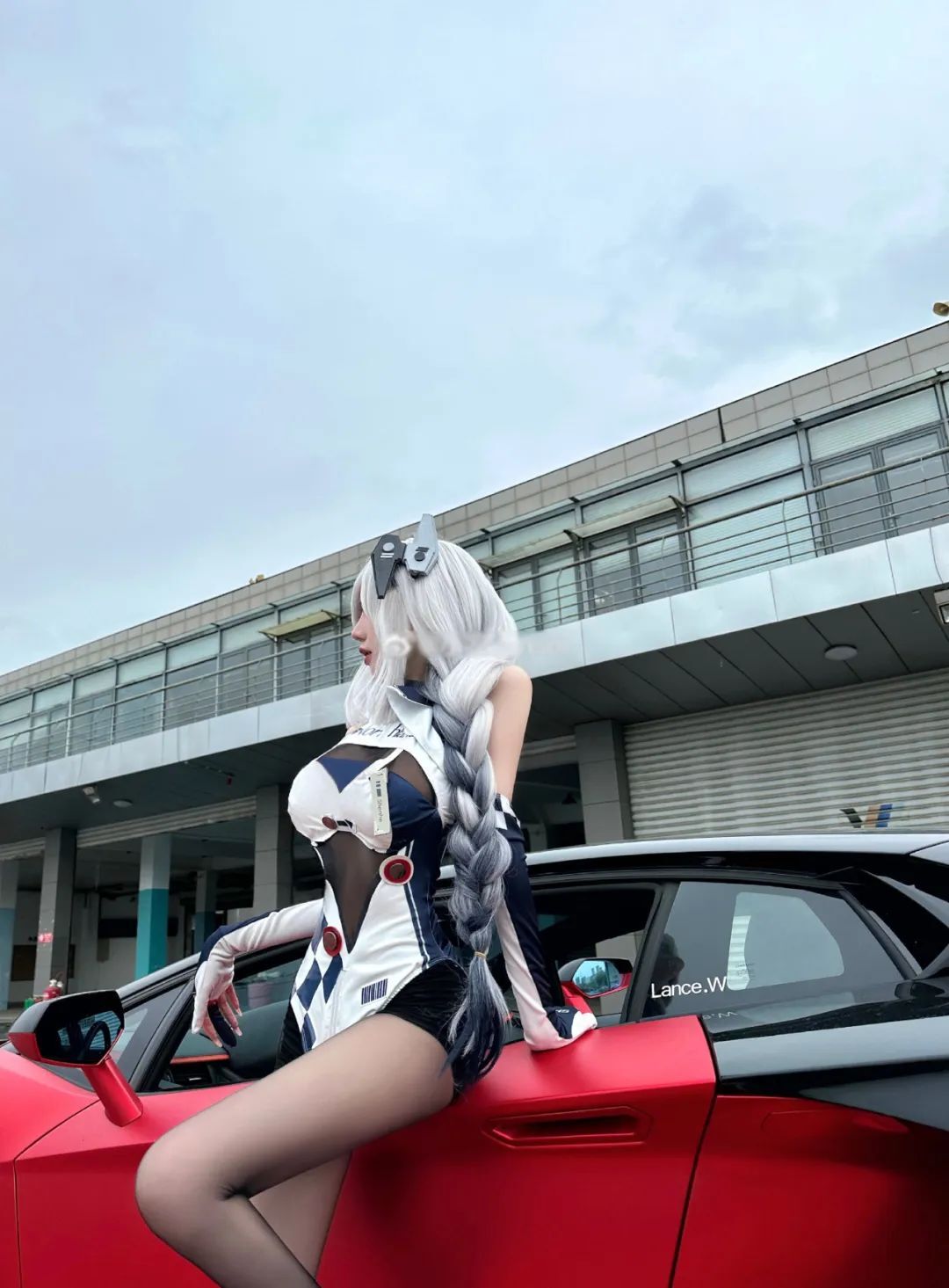 原神cos：黑丝+皮裤，兔女郎甘雨太乖了！黑丝制服雷神！双马尾女仆莫娜我爱了！车模申鹤太顶级了！