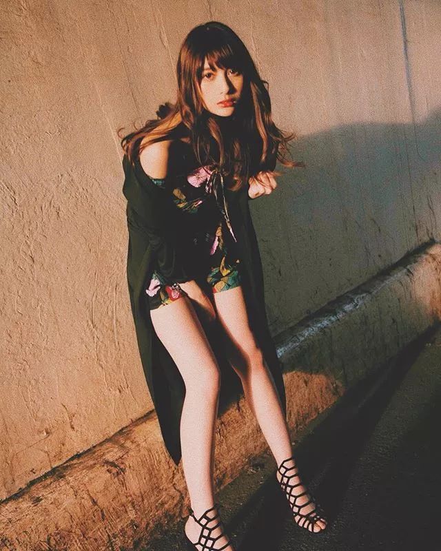 INS美女|美日混血模特Angela芽衣