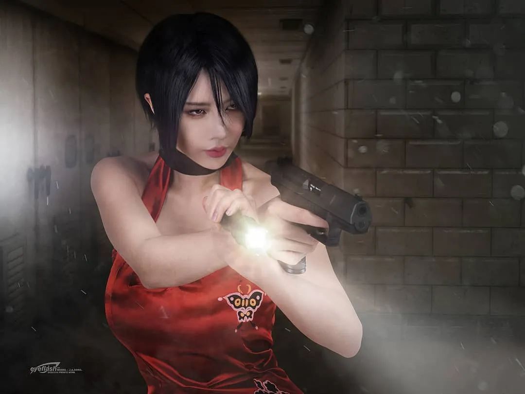 INS美女|韩国性感车模宋珠儿，兼职Coser