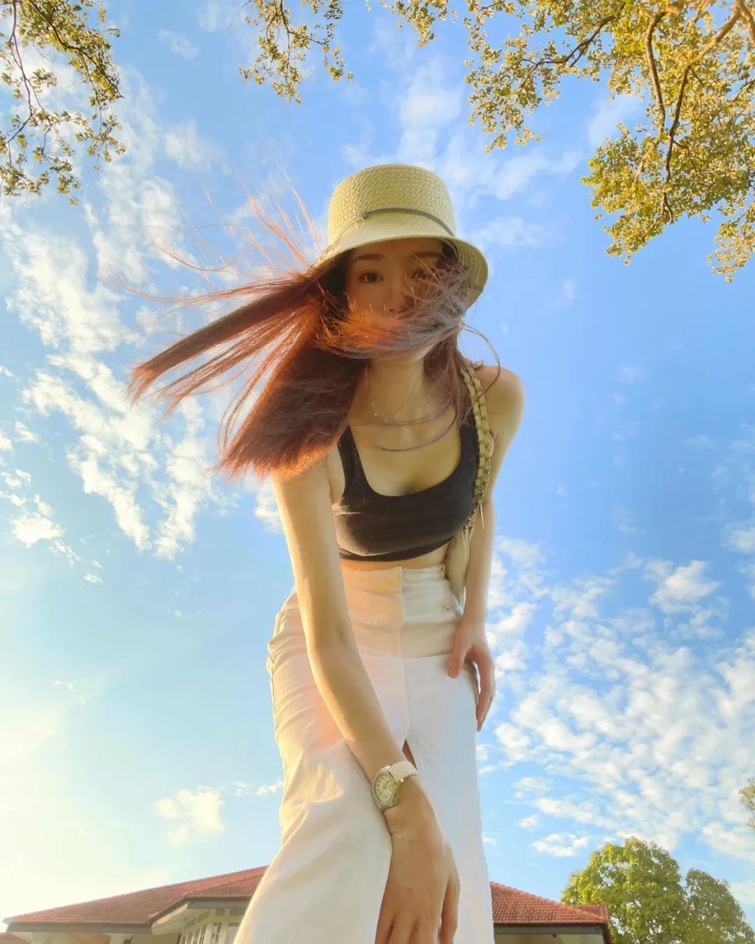 香港模特钟浠文，港式美女的风情！