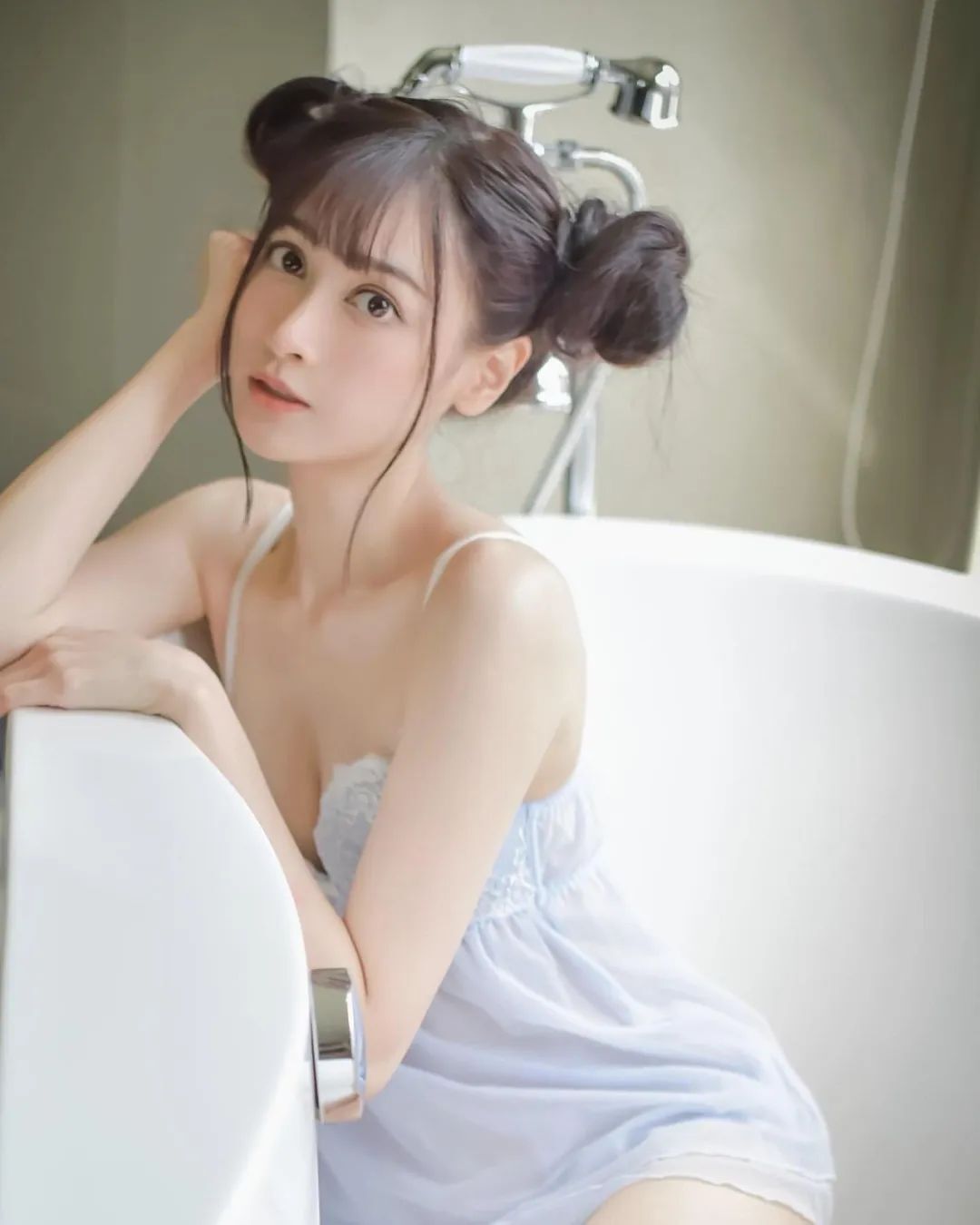 湾湾擦边模特璟儿 | 清纯可爱黑丝御姐，样样精通