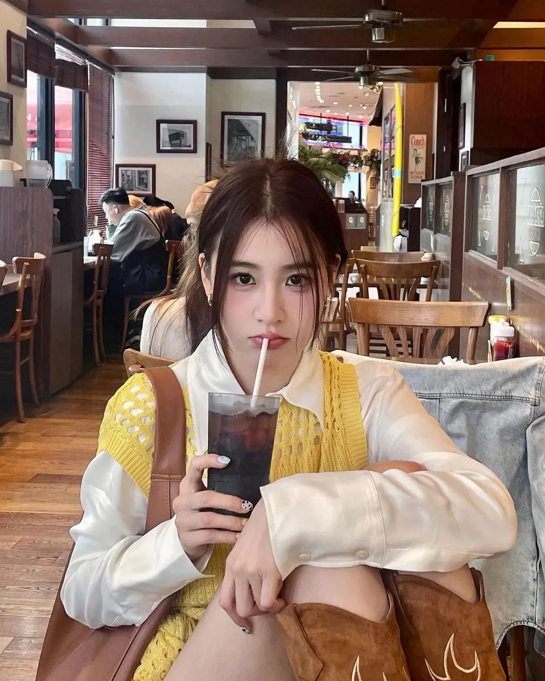 [仙女集]湾湾有女初长成，养在深闺人未识