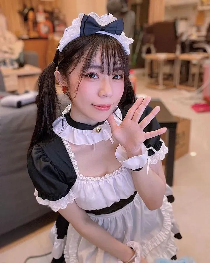 [仙女集]双眼秋波闪，酥胸玉兔颠，美艳若貂蝉