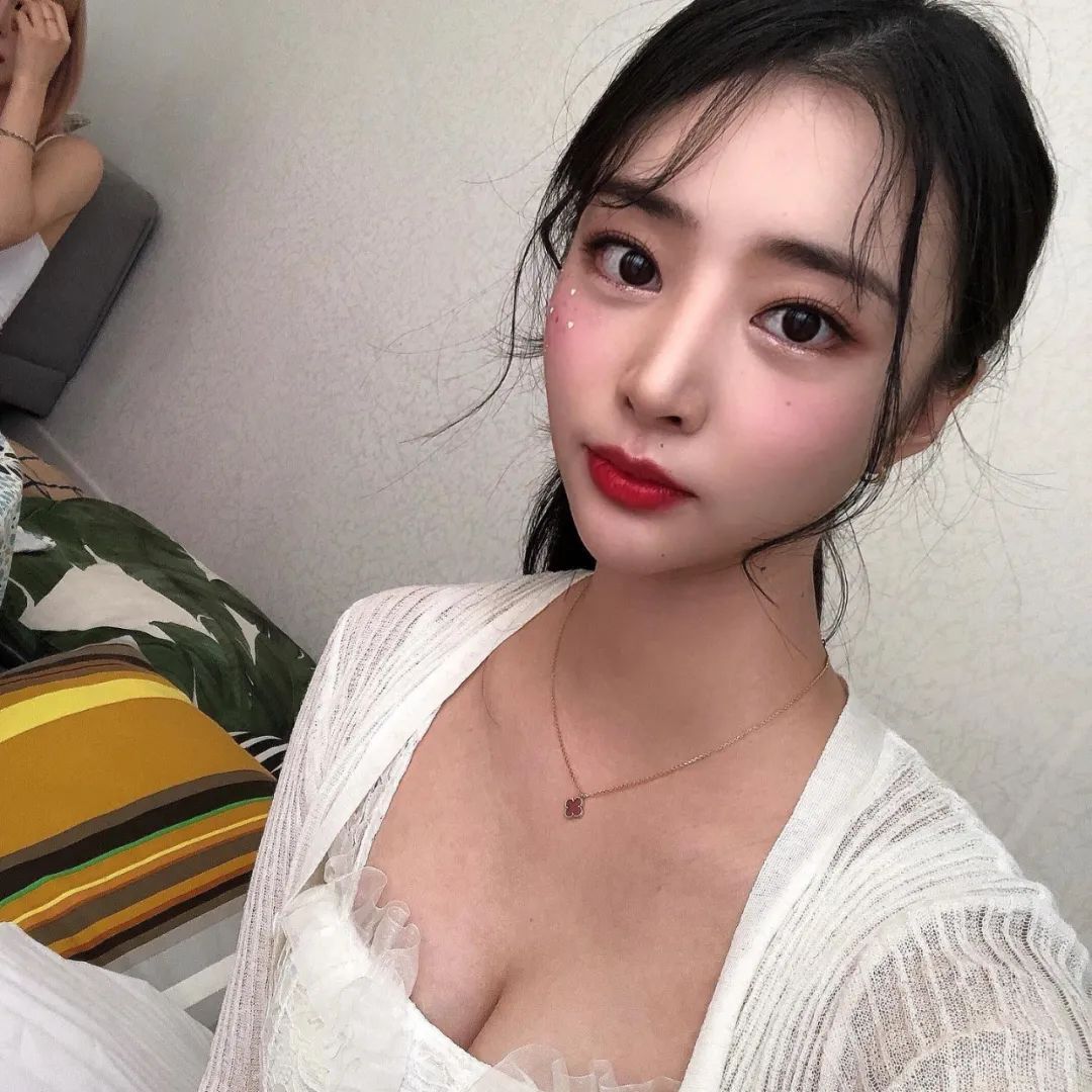 [仙女集]稚嫩脸蛋火辣身材，韩国网红你喜欢吗？