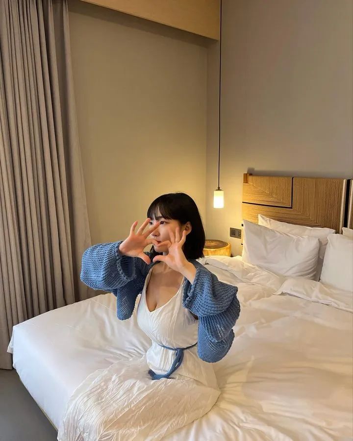 [仙女集]用两个字形容她：凶器