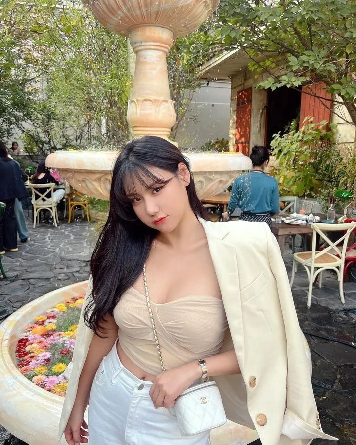 [仙女集]绝美の脸，丰富の身材！