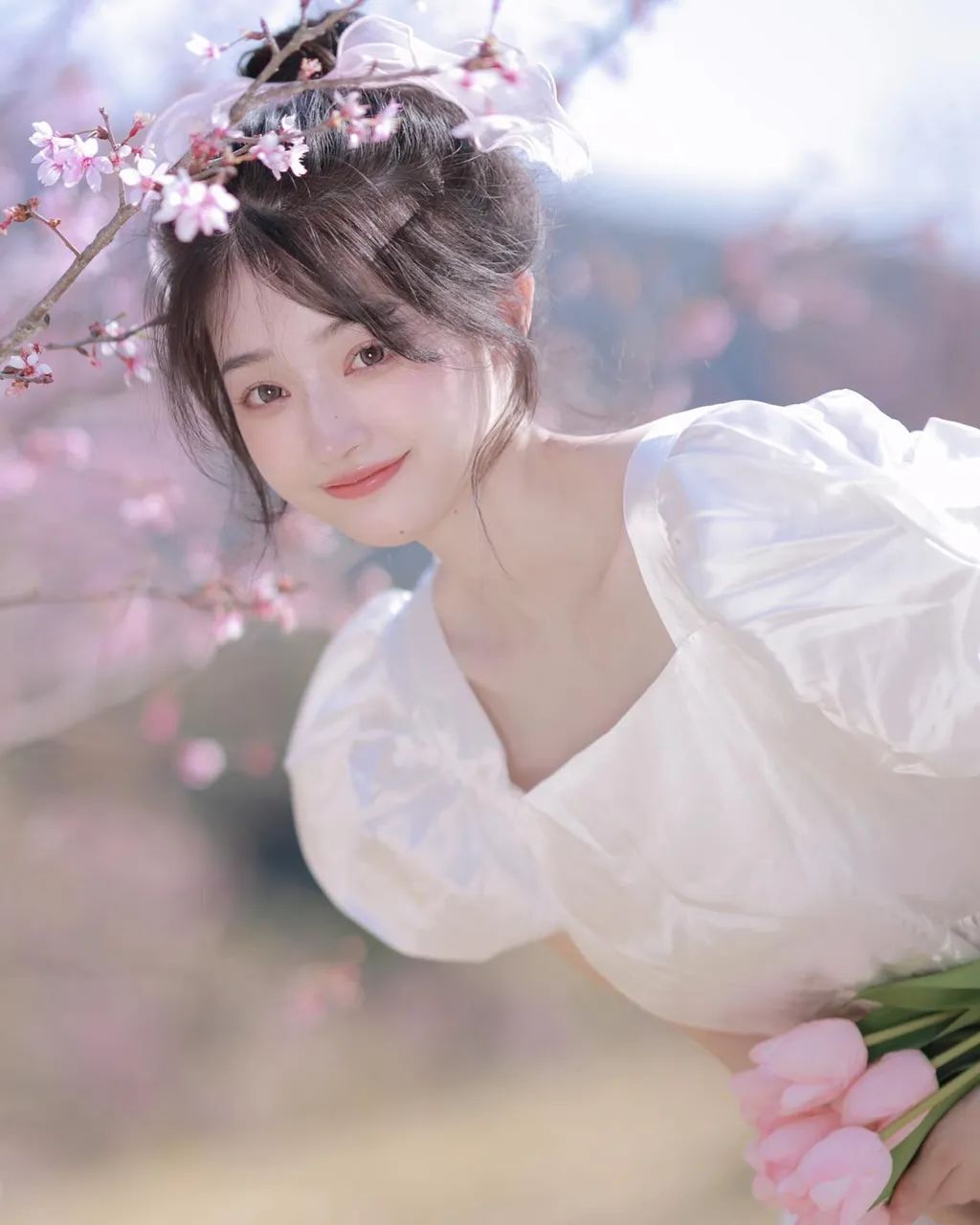 你也是春天里的一束光