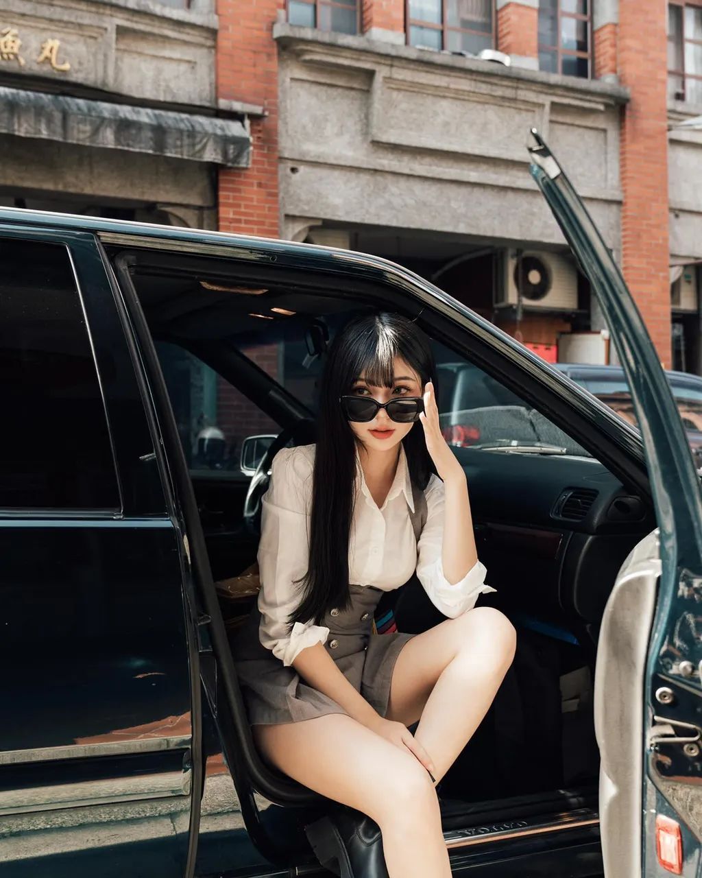 上车，姐姐带你走
