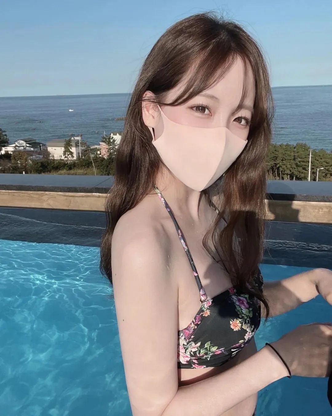 美女壁纸丨韩国邻家妹妹junghwa，甜美可人的小清新女神
