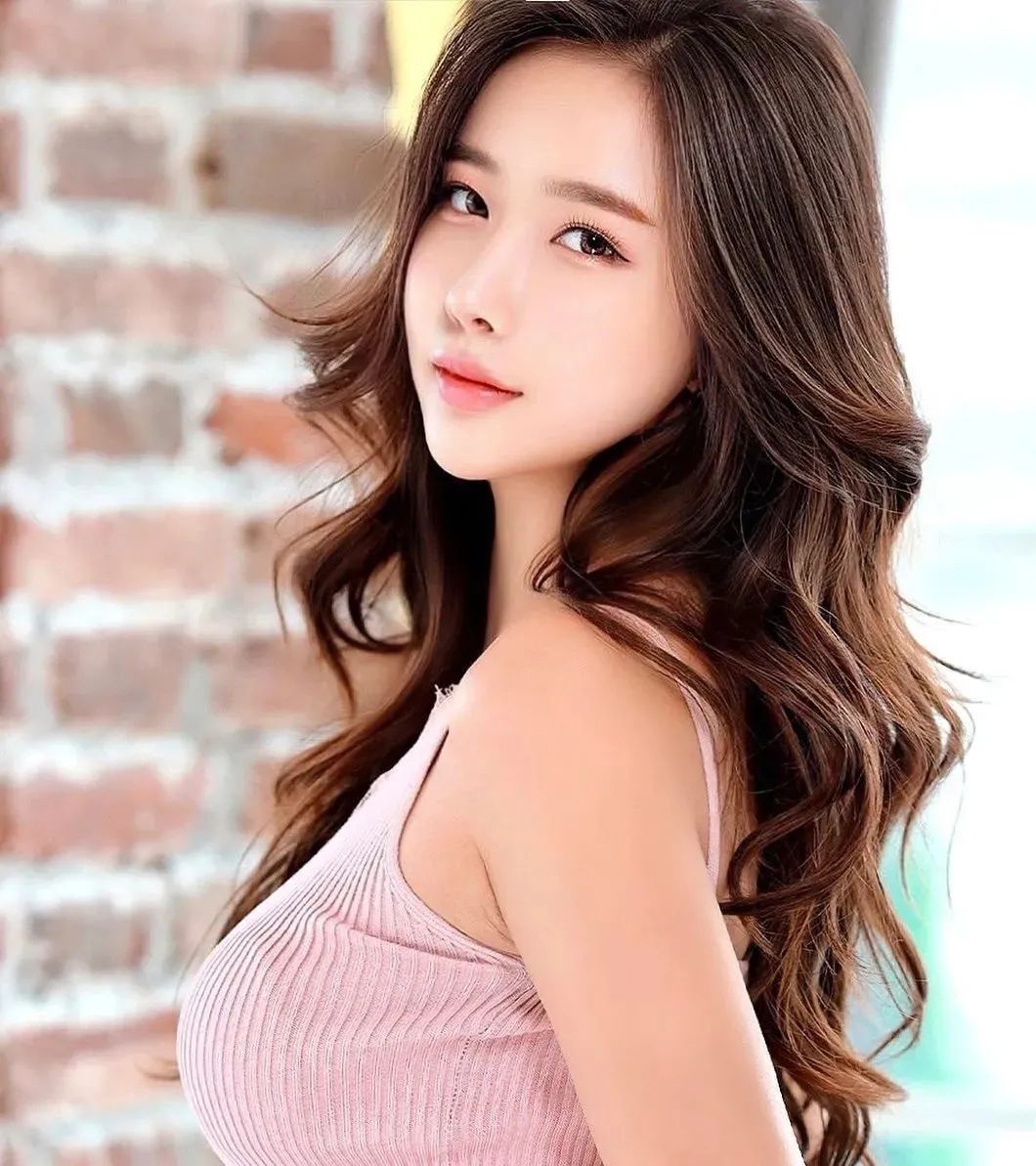 美女壁纸丨韩国最美车模omingky120，身材与美貌并存的网红美女