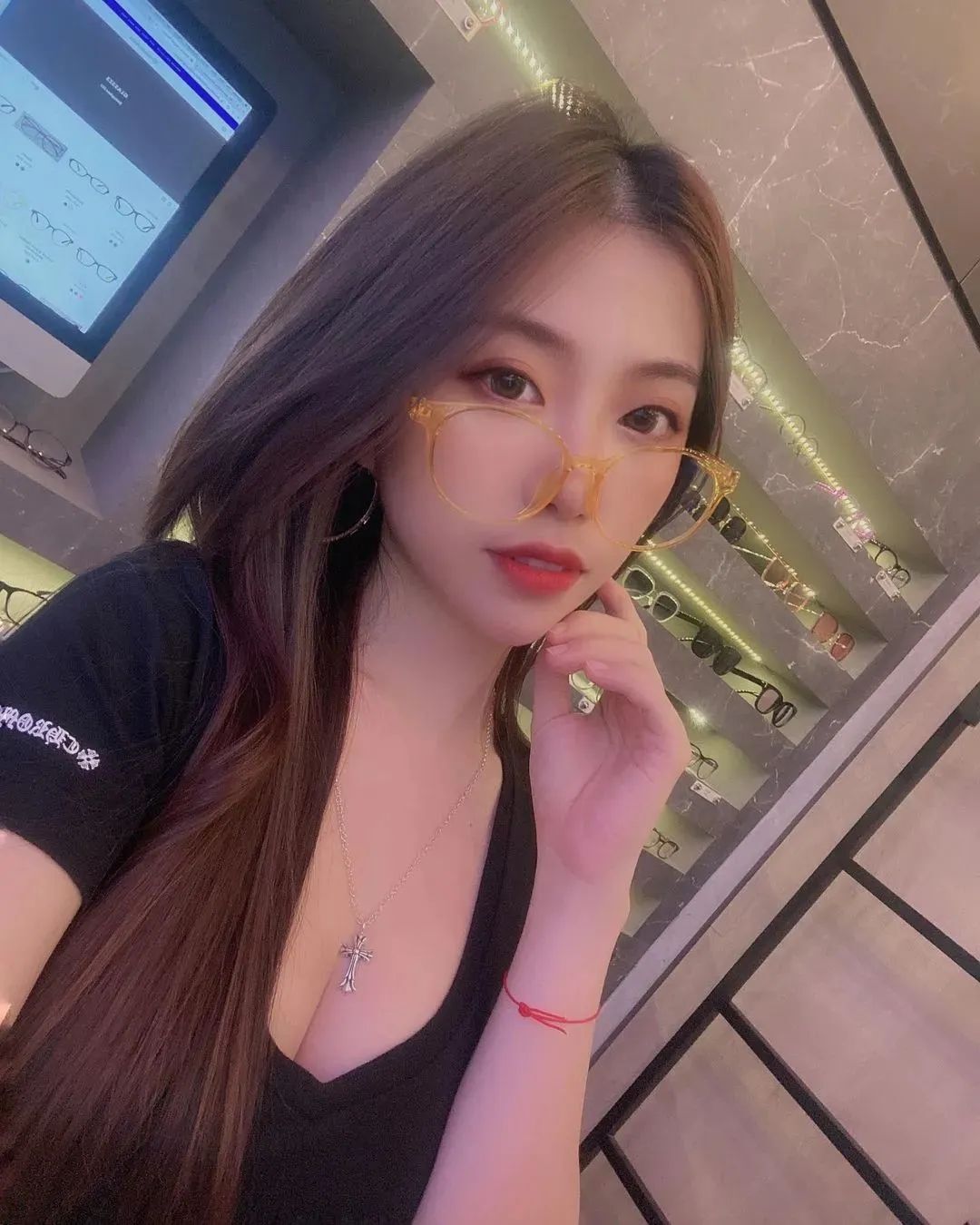 新加坡网红Wenxian Huang，辣度爆表的美女模特