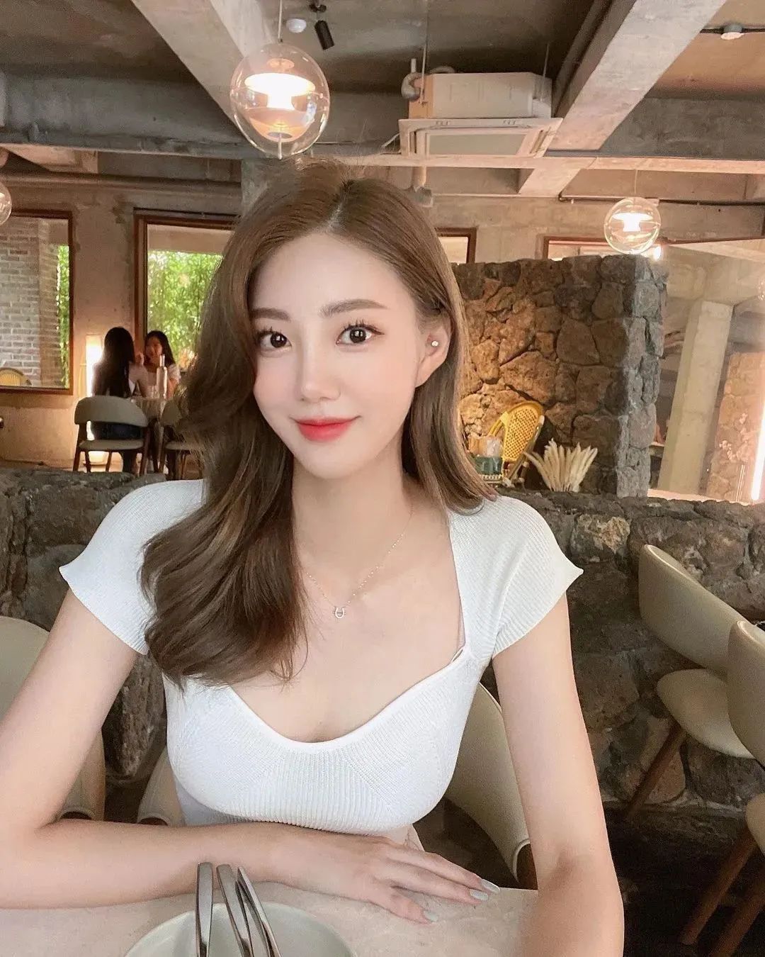 韩国网红Kim SoL，气质出众的美女模特