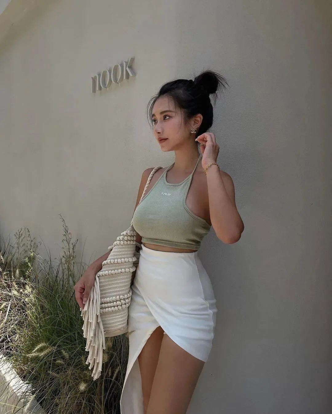 吕妍芯，集颜值和才华于一身的网红美女