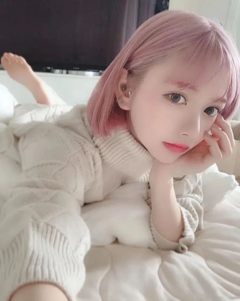 若林萌々，又萌又美的网红美女