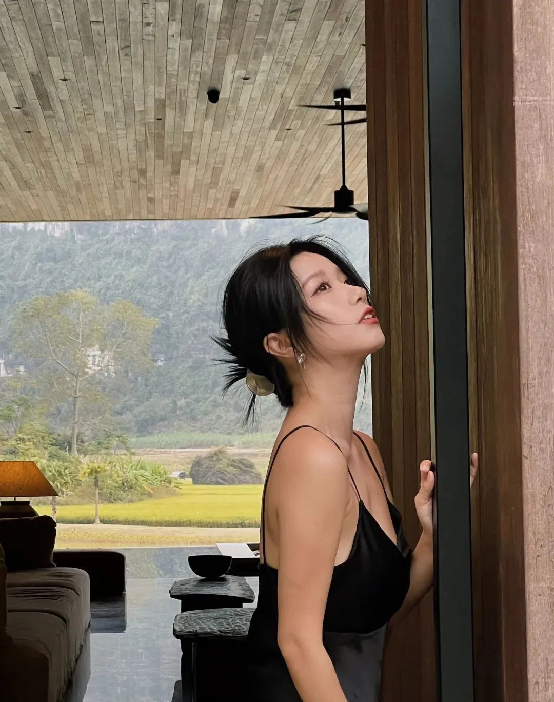 国产网红李如儒，百变造型切换自如的港风女神